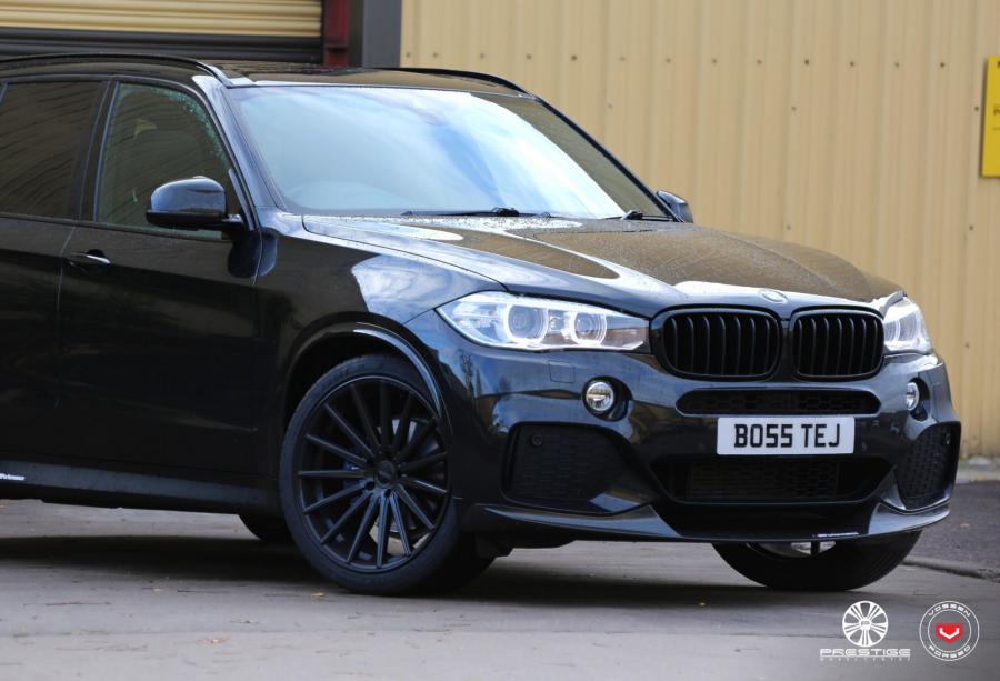 Детали экстерьера BMW X5 on Vossen Wheels (VFS-2) 2019 года  (фото 8 из 11)